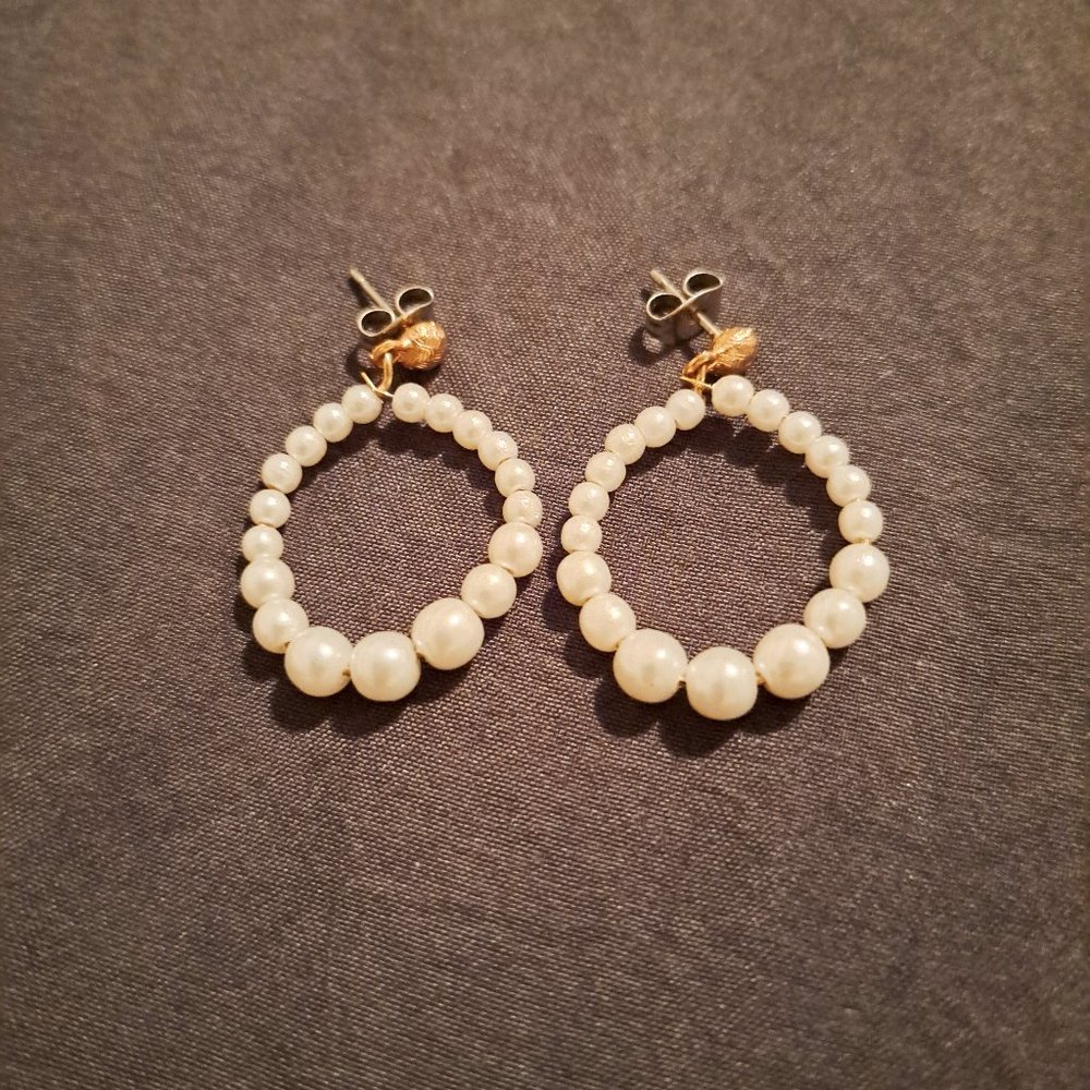 Vintage Pearl Bead Earrings - Never worn like new